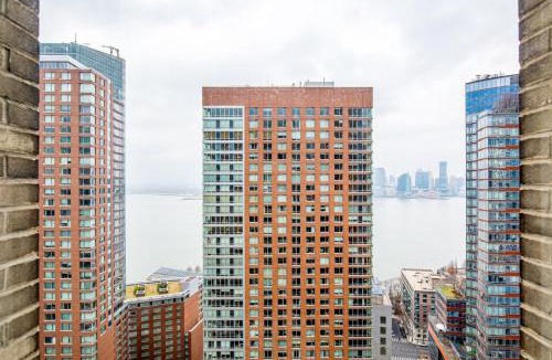 Financial District Apartment | FiDi 1br w doorman gym nr Wall St NYC-546