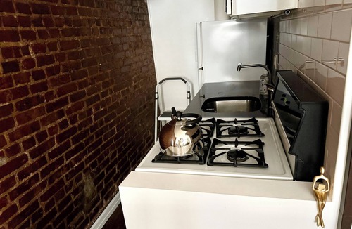 Uptown House | Gem Luxury Suites