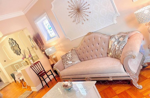East Flatbush House | Gorgeous, Stylish, Spacious Duplex with Regal Vibes NO CLEANING FEE
