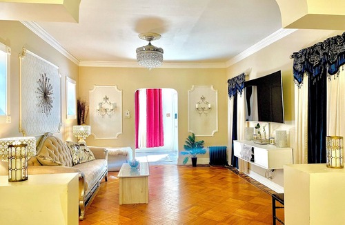 East Flatbush House | Gorgeous, Stylish, Spacious Duplex with Regal Vibes NO CLEANING FEE