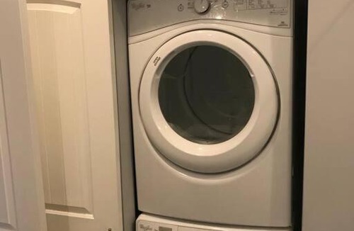Bedford-Stuyvesant Apartment | HALSEY MANOR: Luxurious 2-bedroom apartment