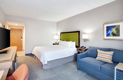 Middletown Hotel | Hampton Inn by Hilton Middletown