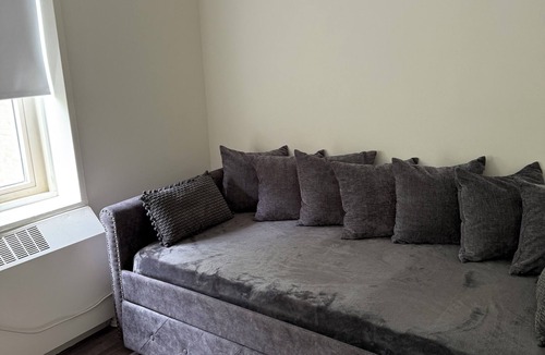 East Village Apartment | Healthcare workers dream Lower east side Manhattan 1-bd available shared apt
