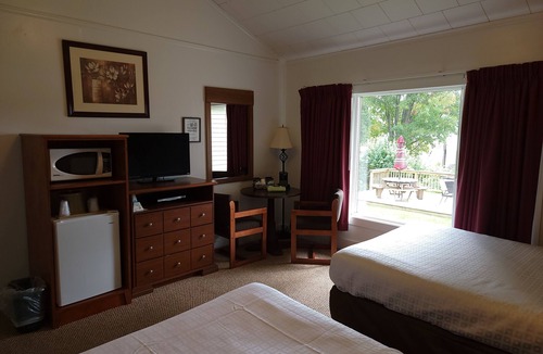 Cooperstown - Otsego Lake Hotel | Hickory Grove Motor Inn