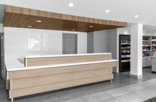 Queens Hotel | Hilton Garden Inn Queens JFK