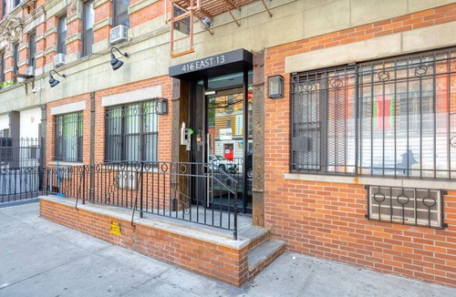 Ukrainian Village Apartment | Hip East Village 2BR w/W/D, near L Train, by Blueground