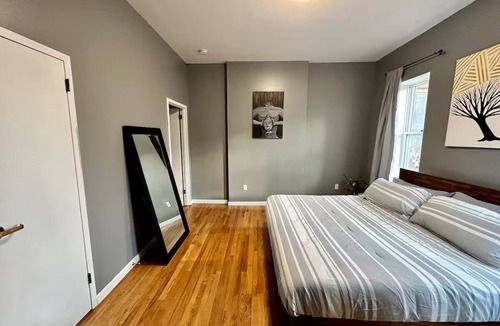 Crown Heights Apartment | Huge 1br Crown Heights - 25 Mins to Manhattan