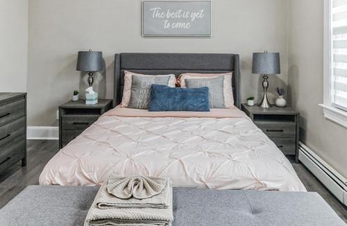 East Flatbush House | Hugh's and Nora's Place to stay