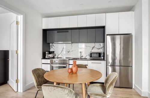Brooklyn Heights Apartment | Ideal Brooklyn Heights 2BR w/Elevator & W/D, nr Promenade, by Blueground