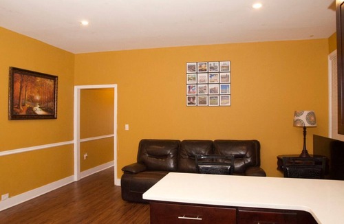 Williamsbridge Apartment | LARGE 4 bedrooms 2 bath apartment Bronx NY