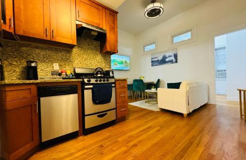 Lincoln Square Apartment | Lincoln Center New York