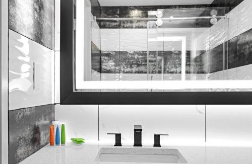 Norwood Hotel | LIV Hotel Bronx GRAND OPENING