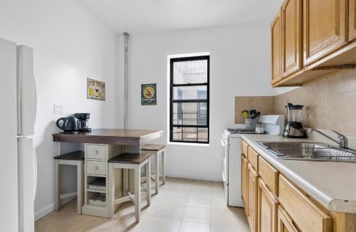 Inwood Apartment | Live In Upper Manhattan on Budget