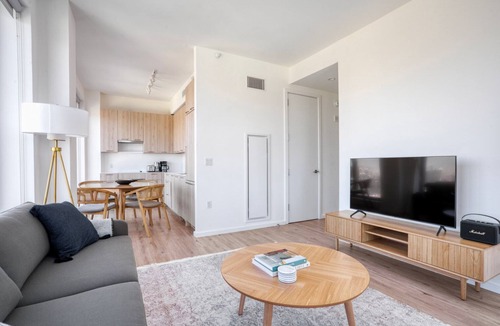Clinton Hill Apartment | Lovely Clinton Hill 2BR w/W/D, Gym & Pool, nr BAM, by Blueground
