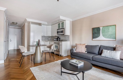 Upper East Side Apartment | Lovely UES 1BR w/Doorman & Gym, nr Whole Foods, by Blueground