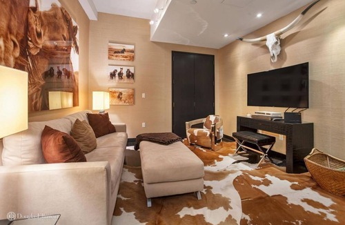 Financial District Apartment | Luxurious One of a kind NYC Apartment available for monthly rentals