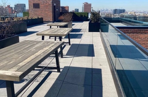 Murray Hill Apartment | Luxury 2 bedroom 2 bathroom penthouse suite near JFK and LGA airport