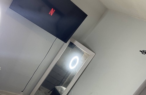 Brooklyn Villa | Luxury Villa w/LED Ring FREE Parking NYC