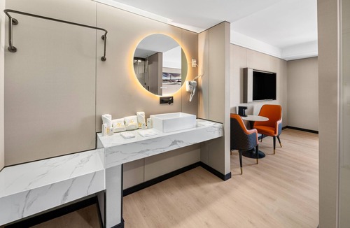 Queens Hotel | Ly New York Hotel
