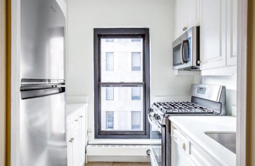 Turtle Bay Apartment | Midtown E 1BR w WD Doorman nr Central Park NYC-532
