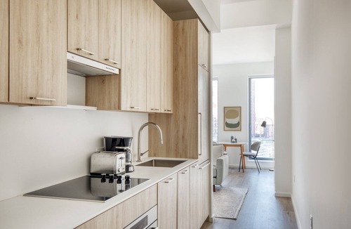 Clinton Hill Apartment | Modern Clinton Hill Studio w/Gym, Pool & W/D, nr Barclays, by Blueground