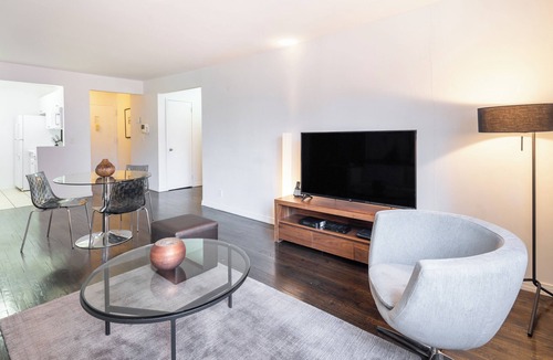 Sutton Place Apartment | Modern, Comfortable One Bed on the Upper East Side