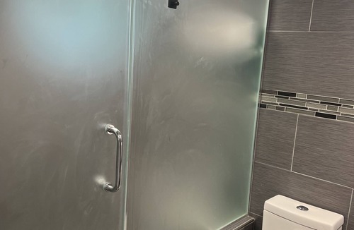 Queens Apartment | Modern & cozy basement apartment in Queens near Public Transportation