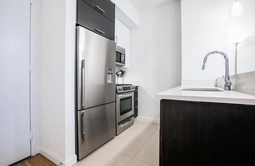 Manhattan Valley Apartment | Modified Two BD Apartment At Columbus Avenue