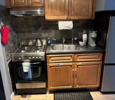 Morris Park Apartment | Morris Park area(very close to Jacobi Hospital