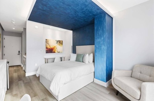 Port Morris Hotel | Mott Haven Studio Q BR | Linens/Towels | near NYC
