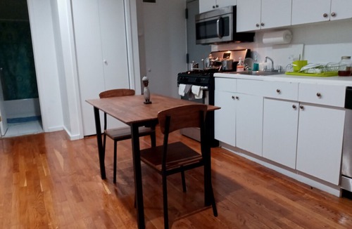 Upper Manhattan Apartment | New York City Room