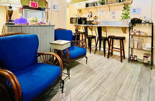 Chelsea House | New York Spirit Retreats HOSTEL