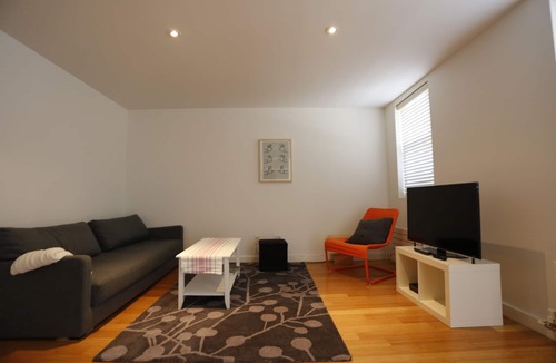 Park Slope House | Newly Renovated 1BR+ In Park Slope