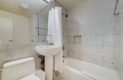 Upper East Side Apartment | One Bedroom on the Upper East Side