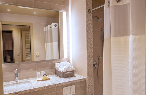 Mott Haven Hotel | Opera House Hotel