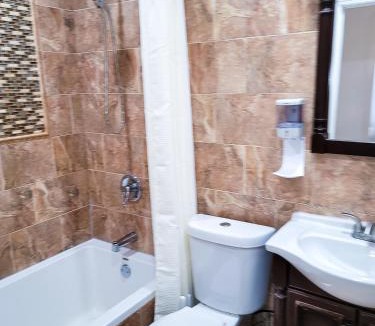 Queens House | Osas Luxury Stay