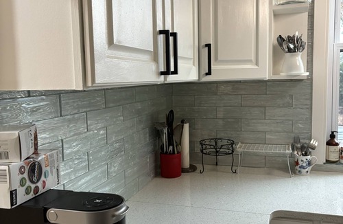 Queens Apartment | Private Cozy Apartment - Walking Distance from LaGuardia Airport