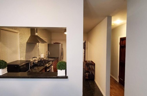 Queens Apartment | Quiet 3 Bedroom Apartment in Private Home