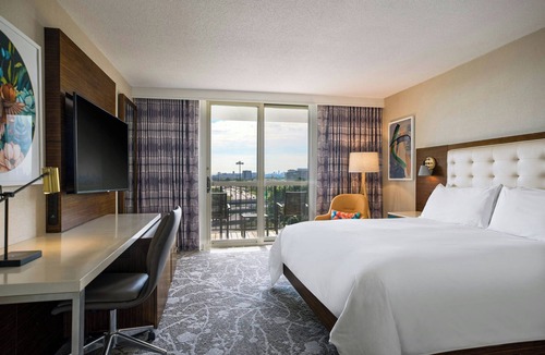 Rutherford Hotel | Renaissance Meadowlands Hotel