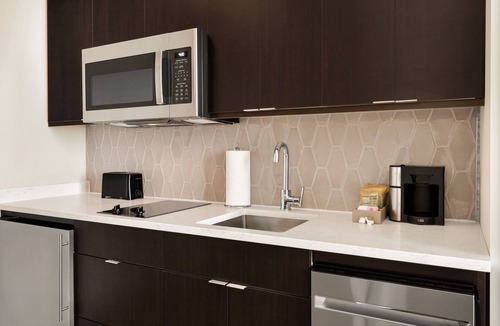 Queens Hotel | Residence Inn by Marriott New York JFK Airport