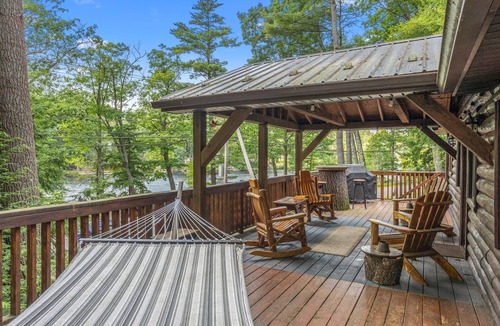 Lake Luzerne-Hadley Cabin | River Front Private Adirondacks Log Cabin