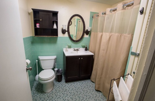 Prospect-Lefferts Gardens Historic District House | Rutland Lux - Lovely Bedroom w/Private bathroom, dedicated entrance Brooklyn PLG