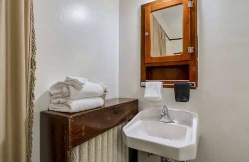 Wallace Hotel | Ryan Hotel