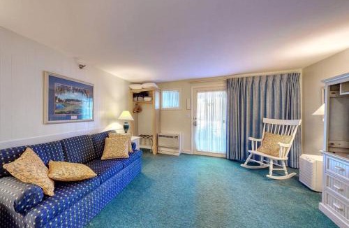 Ogunquit Apartment | Seafarer Resort-Unit 107