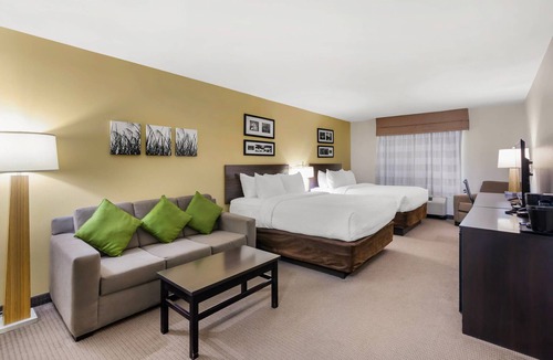 Devils Lake Hotel | Sleep Inn & Suites Devils Lake
