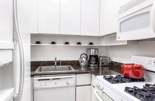 Sutton Place Apartment | Smart Sutton Place 2BR w/Gym, Pool, near Central Park, by Blueground