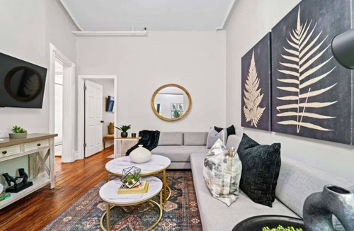 Central Park North House | Spacious 3-Bed Brownstone, near Columbia Uni