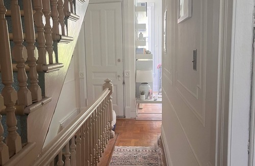 South Slope House | Spacious 4-bedroom newly renovated Brooklyn brownstone house steps from subway