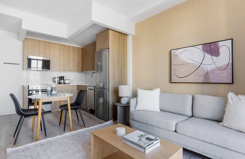 Vinegar Hill Apartment | Spacious Dumbo 1BR w/W/D, Roof & Gym, nr TimeOut Building, by Blueground