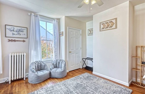 Gettysburg Apartment | Spacious Home Steps From Gettysburg Square!